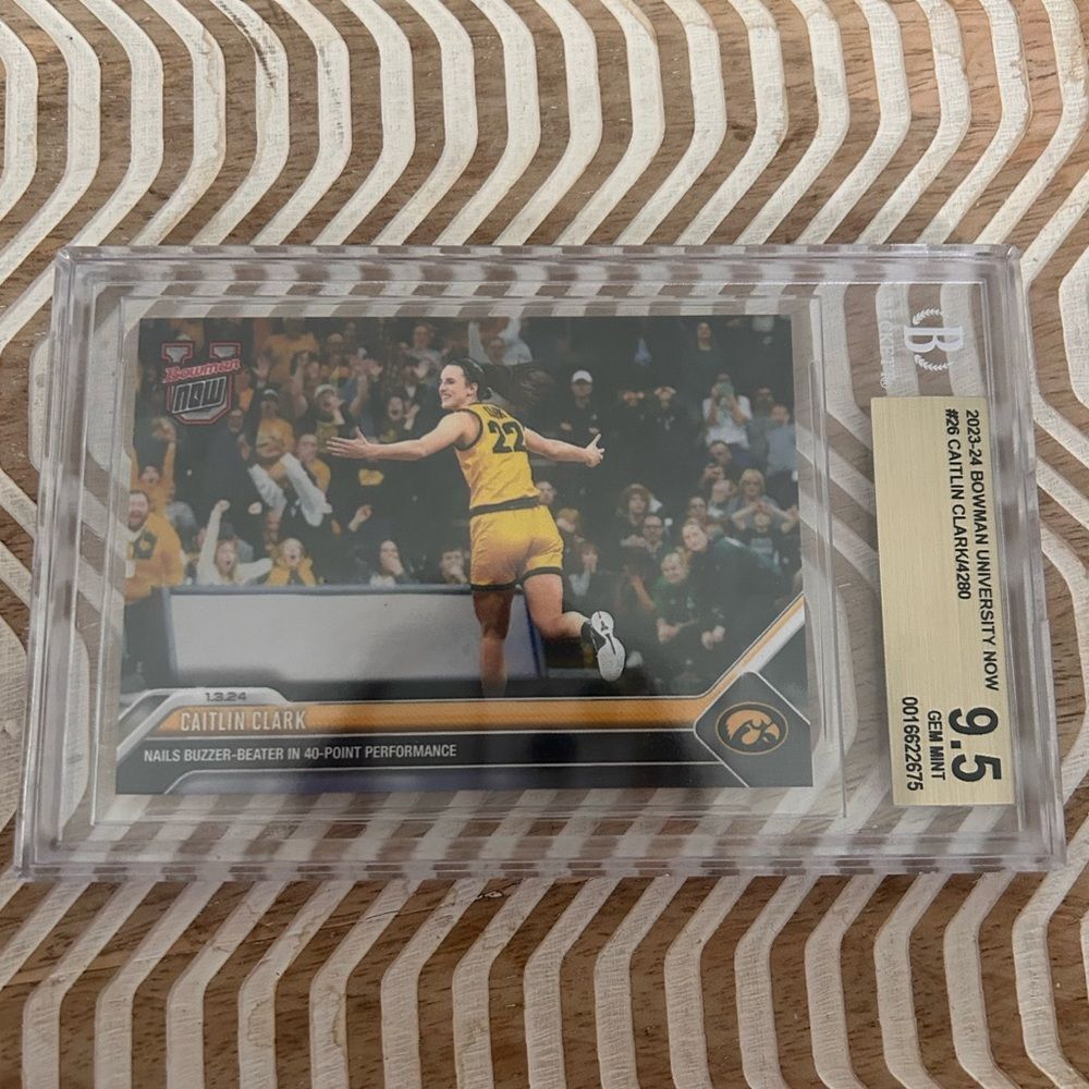 2023-2024 Bowman University Now #26 Caitlin Clark Graded GEM MINT 9.5 Card